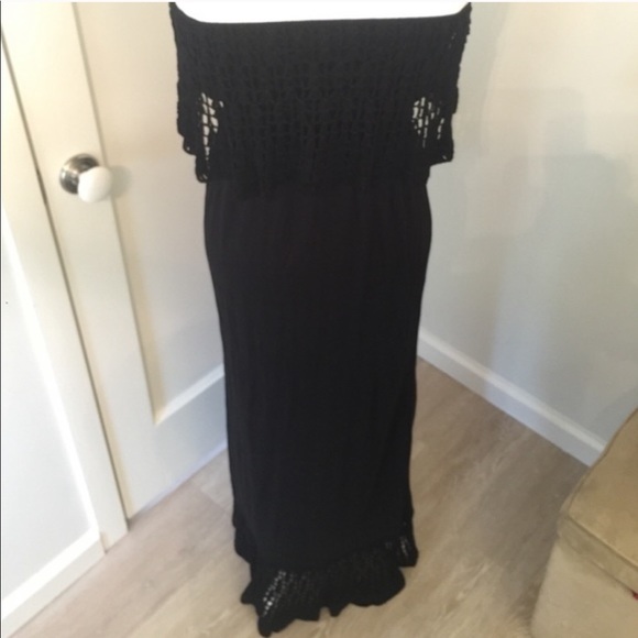 Baik Baik Maxi Crochet Dress - Picture 4 of 4